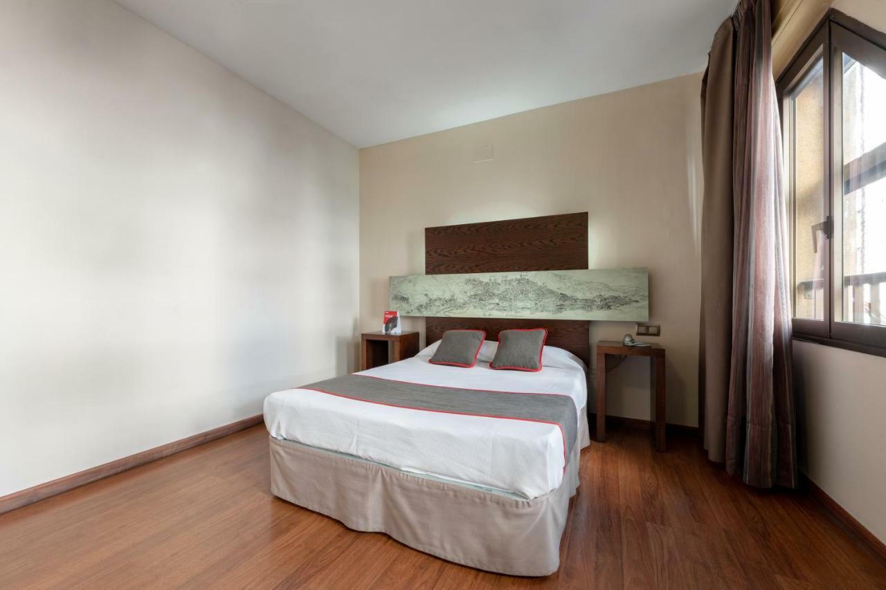 Oyo Hotel Francabel Cuenca  Ngoại thất bức ảnh