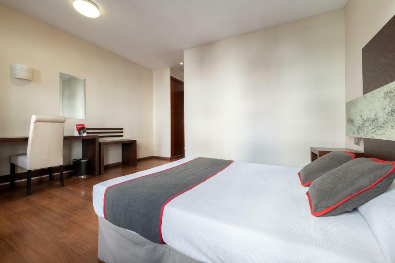 Oyo Hotel Francabel Cuenca  Ngoại thất bức ảnh