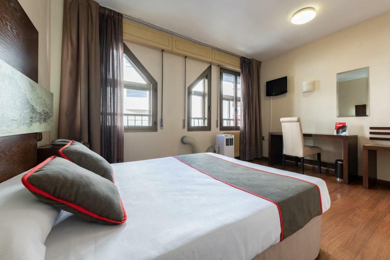 Oyo Hotel Francabel Cuenca  Ngoại thất bức ảnh