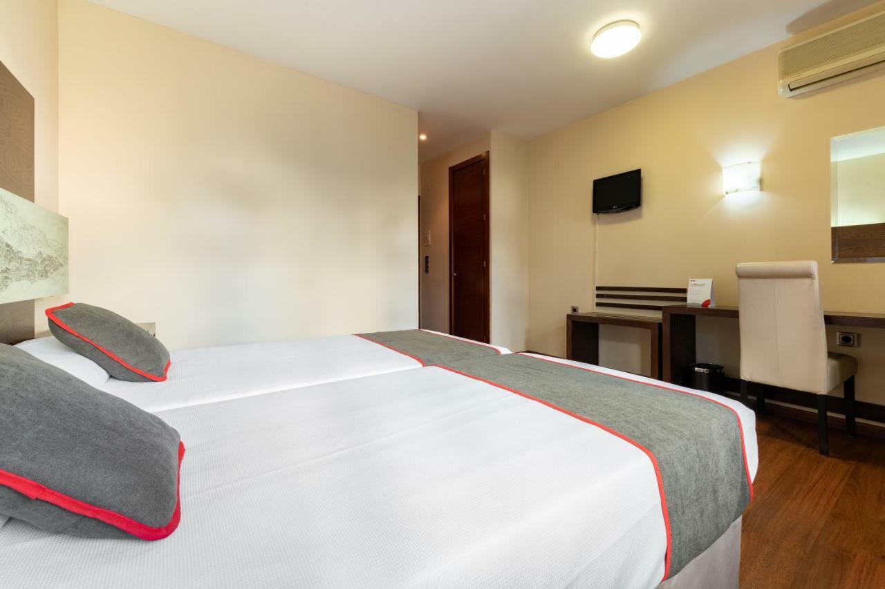 Oyo Hotel Francabel Cuenca  Ngoại thất bức ảnh